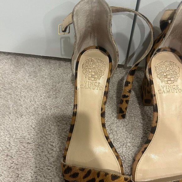 Vince Camuto Cheetah Print Block Heels Women’s Size 7.5 M - Picture 4 of 8